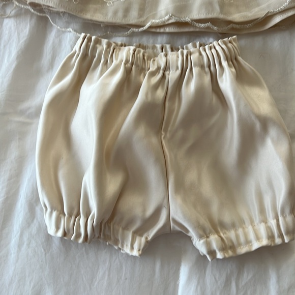 Princess Wear Baby girl holiday dress. Size 24 months - Picture 5 of 6